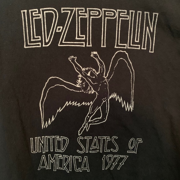 TILLYS | Led Zeppelin Women’s Boyfriend Tee - Picture 2 of 3